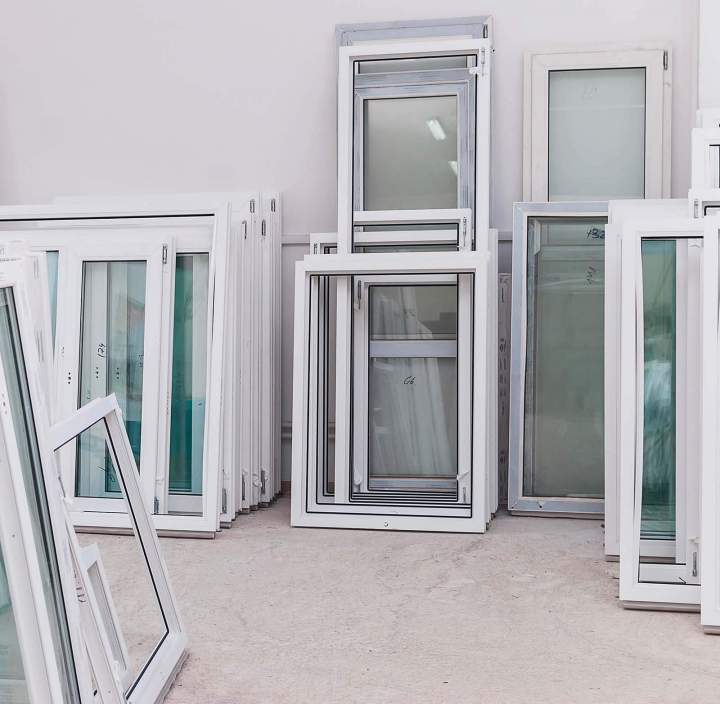 Menuiserie sur mesure en PVC et bois