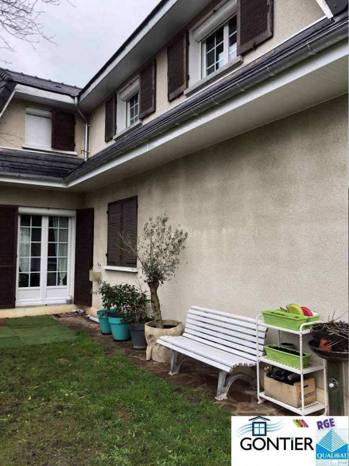 Façade isolée par l’extérieur Santeny