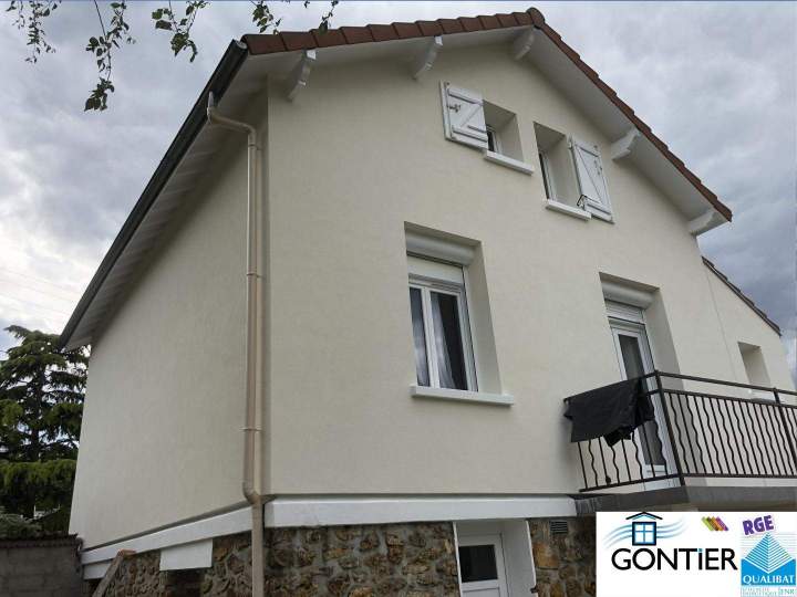 Façade isolée par l’extérieur Santeny