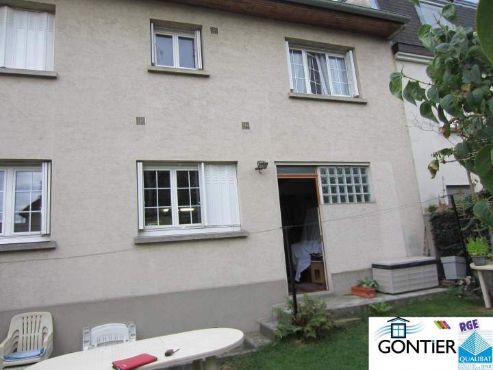 Nettoyage et ravalement façade Santeny