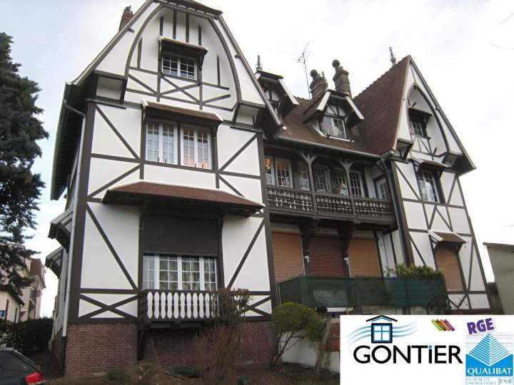 Ravalement façade immeuble Santeny